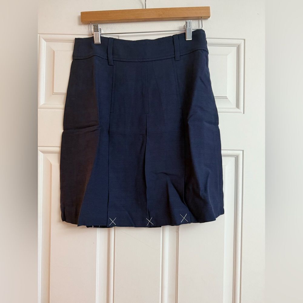 J.Crew Pleated knee-length skirt in luster canvas NWOT Size 0